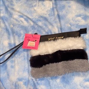 betsey johnson wristlet
